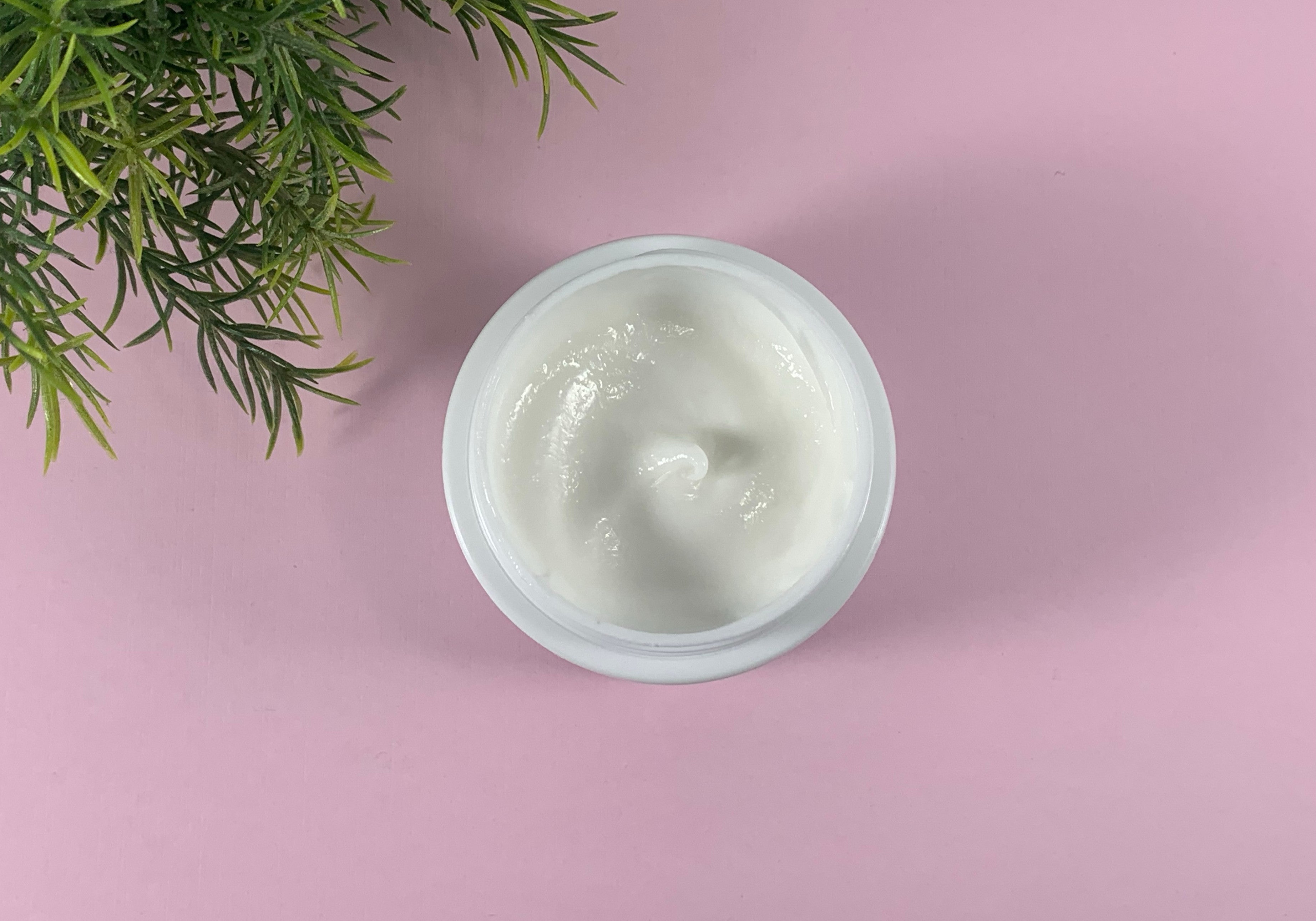 Skin smoothing rose and lavender face cream